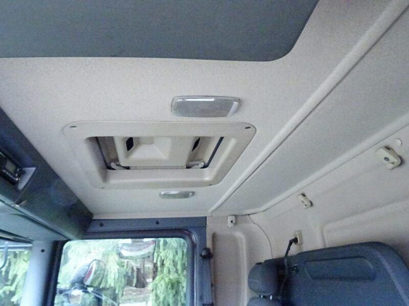 Scania P250 Euro 6 sypialna firanka wys.2.60 winda poduszki sprowadzony Scania P250 EURO 6 firanka z windą , sypialna sprowadzony