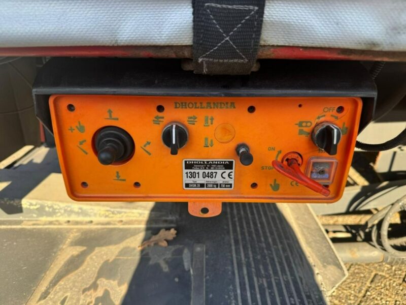 Scania P250 Euro 6 sypialna firanka wys.2.60 winda poduszki sprowadzony Scania P250 EURO 6 firanka z windą , sypialna sprowadzony