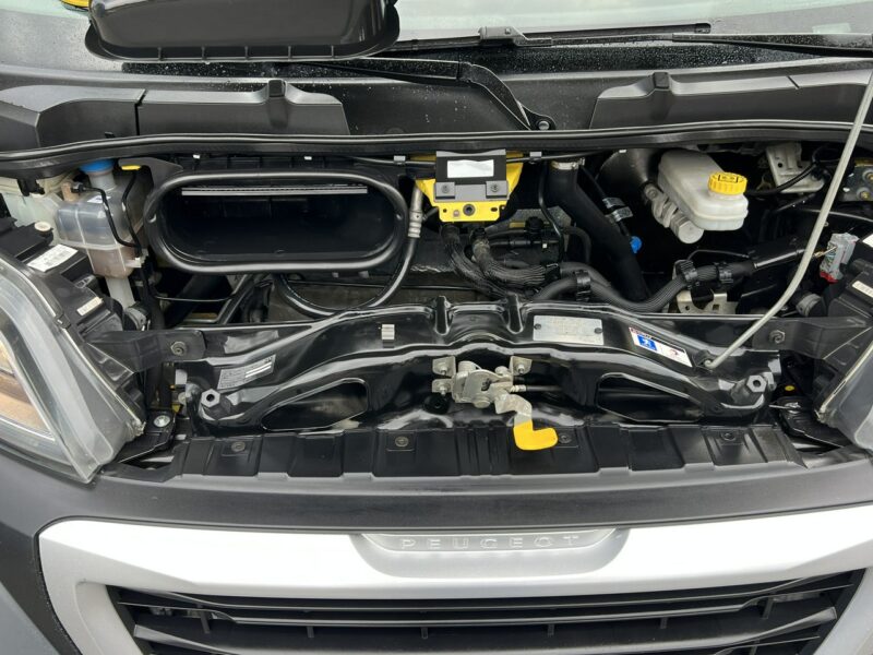 Peugeot Boxer Mroźnia Podwójne Zasilanie Unikat STAN nie Fiat Citroen Iveco 2016r