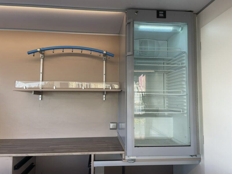 Renault Master Autosklep wędlin Gastronomiczny Food Truck Foodtruck Sklep Borco 2018