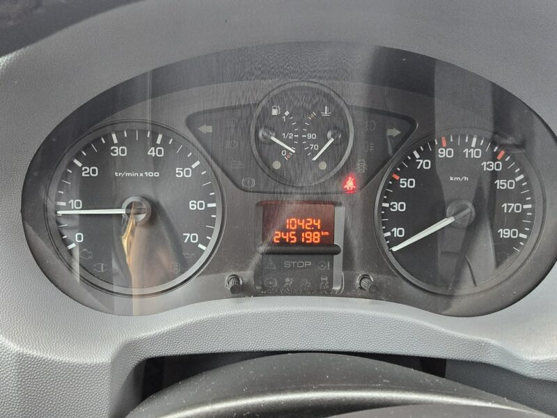 Peugeot Expert 2,0hdi 3 Osoby,Klimatyzacja.LONG.Tempomat.Hak.kredyt.OKAZJA