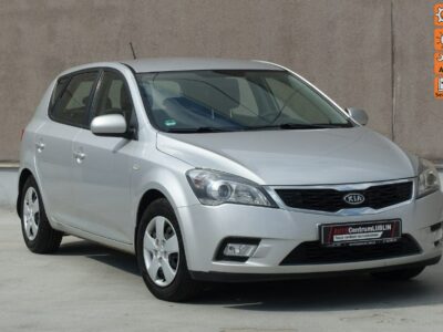 Kia Cee'd 1.6 CRDI/116KM/Automat/Telefon/Zarejestrowany/ Ks.Serwisowe I (2006-2012)