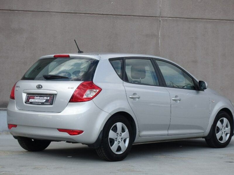 Kia Cee'd 1.6 CRDI/116KM/Automat/Telefon/Zarejestrowany/ Ks.Serwisowe I (2006-2012)