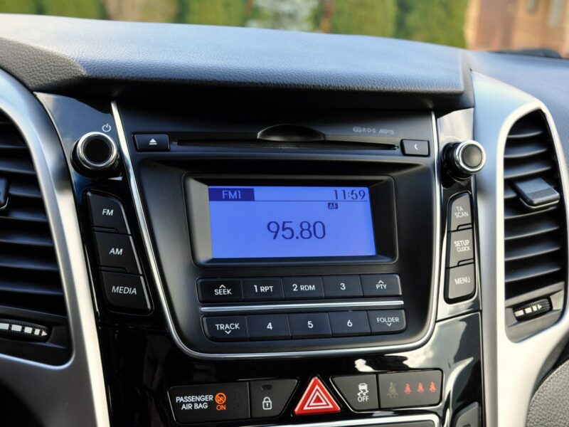 Hyundai i30 1.4i(100KM)*Lift*Led*Klimatyzacja*Welur*I Właściciel*ASO Hyundai II (2012 - 2016)