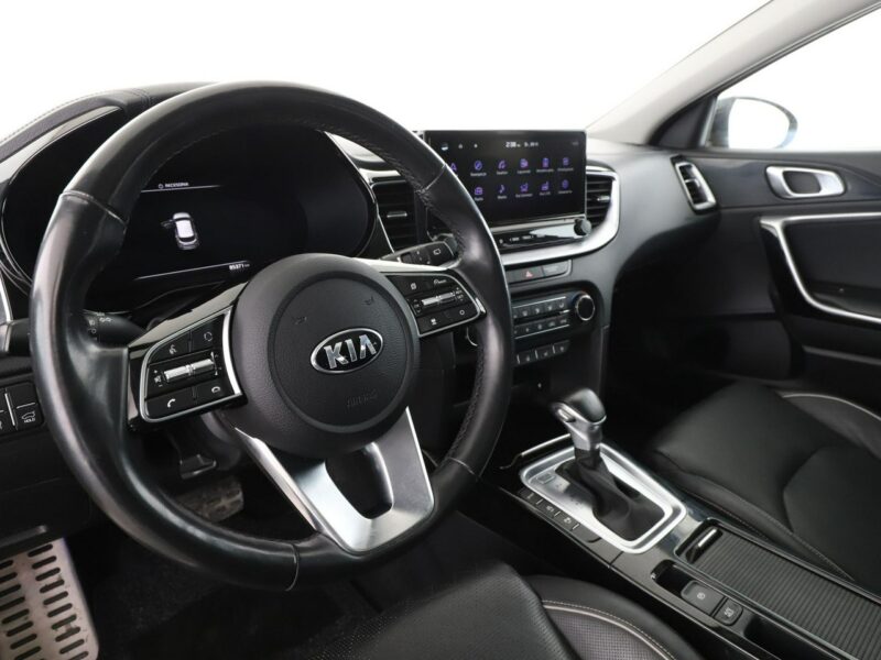Kia XCeed automat panorama skóra full LED grzane i wentylowane fotele navi kamer