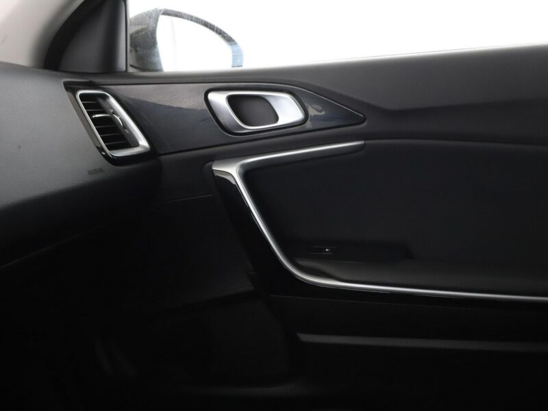 Kia XCeed automat panorama skóra full LED grzane i wentylowane fotele navi kamer