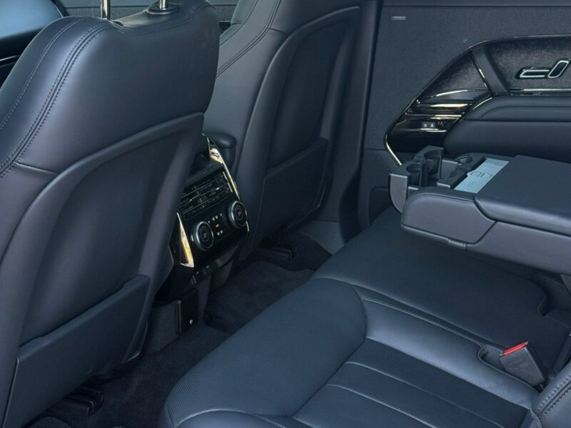 Land Rover Range Rover Sport Range Rover Sport 4.4P V8 530 KM AWD Auto Autobiography III (2022-)