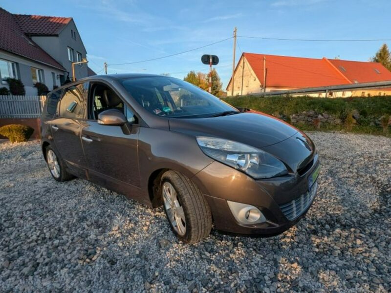 Renault Grand Scenic II (2009-2016)