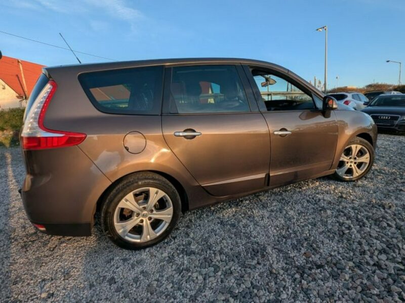 Renault Grand Scenic II (2009-2016)