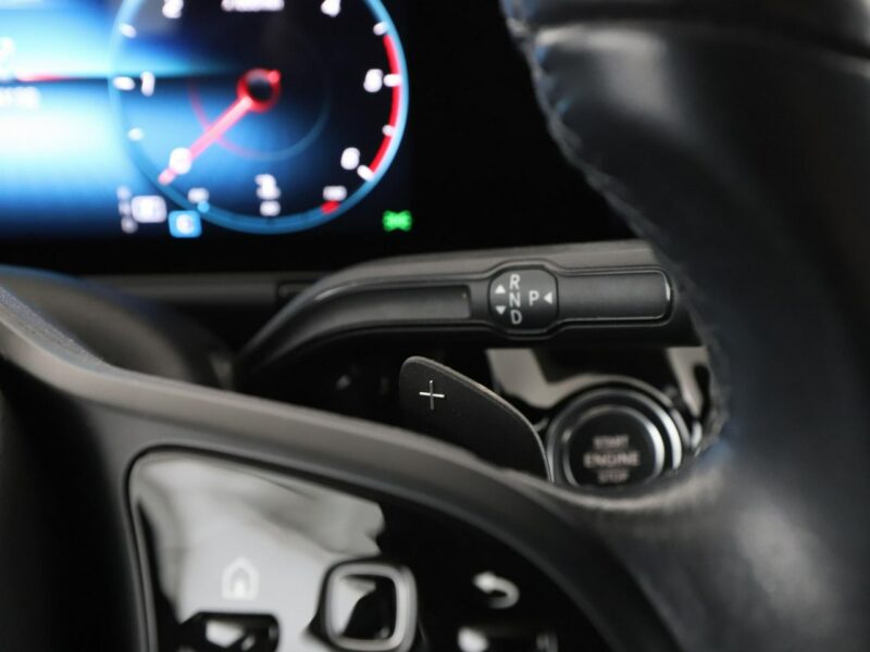 Mercedes B 180 Style automat półskóra navi grzane fotele kamera LED tempomat W247 (2018-)