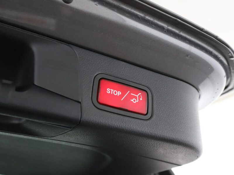 Mercedes B 180 Style automat półskóra navi grzane fotele kamera LED tempomat W247 (2018-)