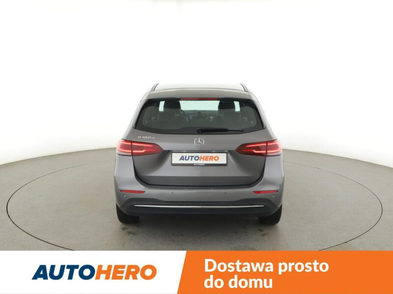 Mercedes B 180 Style automat półskóra navi grzane fotele kamera LED tempomat W247 (2018-)