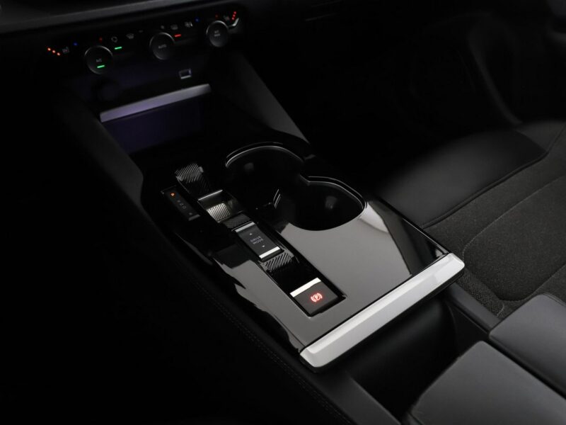 Citroen C5X PHEV full LED navi klima auto grzane fotele kamera i czujniki parkowan