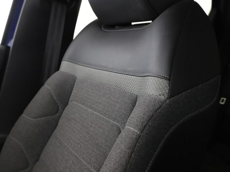 Citroen C5X PHEV full LED navi klima auto grzane fotele kamera i czujniki parkowan