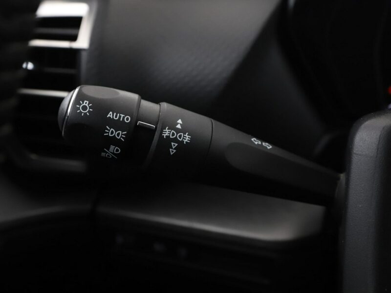 Citroen C5X PHEV full LED navi klima auto grzane fotele kamera i czujniki parkowan