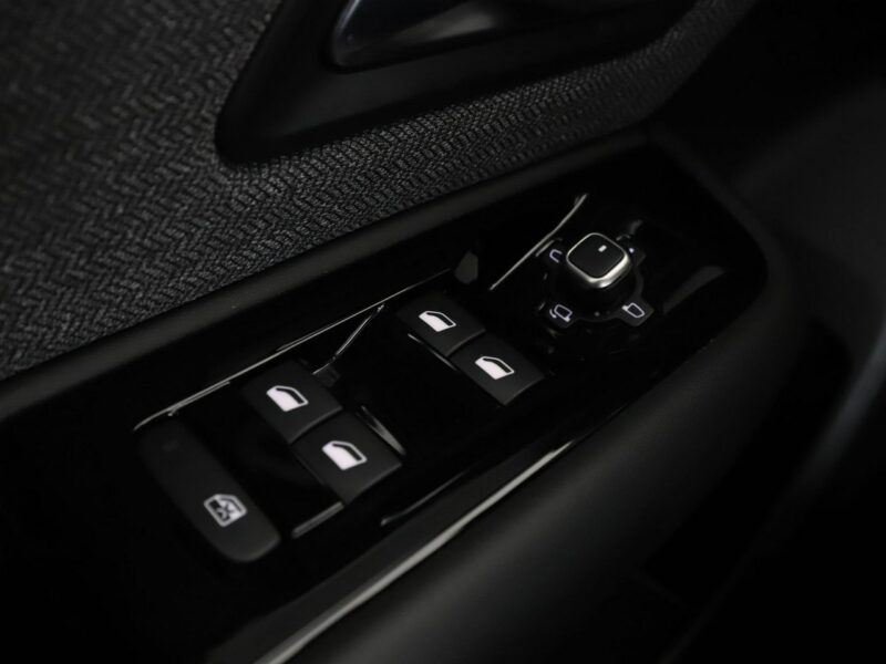 Citroen C5X PHEV full LED navi klima auto grzane fotele kamera i czujniki parkowan