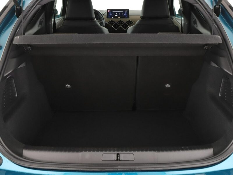 DS Automobiles DS 3 Crossback 1.2 Be Chic Nawigacja Tempomat Grzane Fotele Półskóra HUD Kamera LED