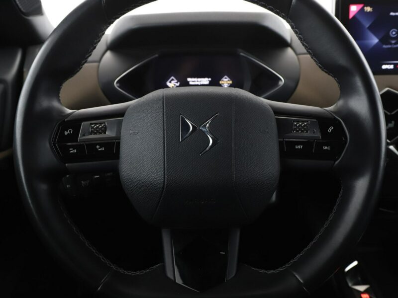 DS Automobiles DS 3 Crossback 1.2 Be Chic Nawigacja Tempomat Grzane Fotele Półskóra HUD Kamera LED