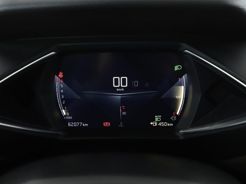 DS Automobiles DS 3 Crossback 1.2 Be Chic Nawigacja Tempomat Grzane Fotele Półskóra HUD Kamera LED