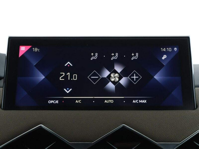 DS Automobiles DS 3 Crossback 1.2 Be Chic Nawigacja Tempomat Grzane Fotele Półskóra HUD Kamera LED