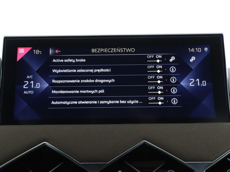 DS Automobiles DS 3 Crossback 1.2 Be Chic Nawigacja Tempomat Grzane Fotele Półskóra HUD Kamera LED