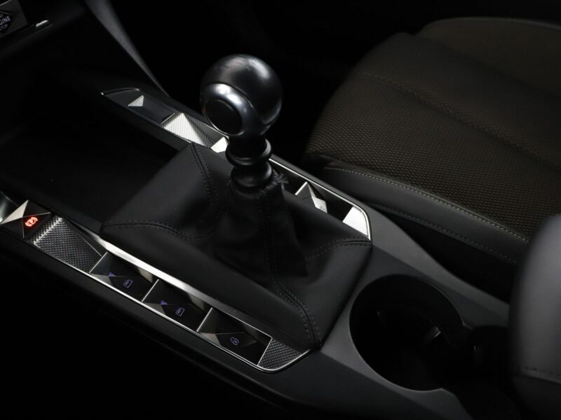 DS Automobiles DS 3 Crossback 1.2 Be Chic Nawigacja Tempomat Grzane Fotele Półskóra HUD Kamera LED