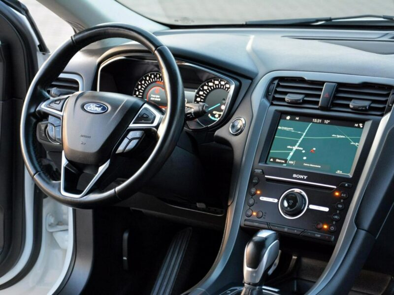 Ford Mondeo Titanium Navi SONY ParkAssist Parktronic Lane Assist Keyless Go Alu17" Mk5 (2014-)