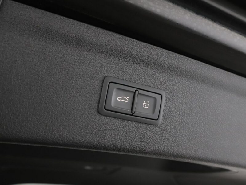 Audi Q3 2.0TDI Automat Quattro S-Line Luxury Navi Tempomat Grzana Skóra Kamera I (2011-2018)