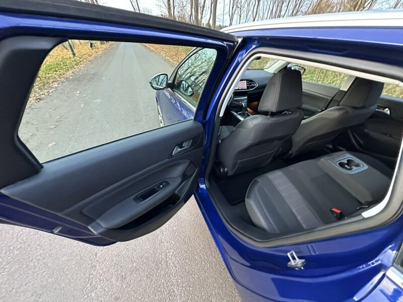 Peugeot 308 SW T9 Lift 2.0 HDi 150 KM Automat Navi Full Led Allure Full Super Stan III (2013-)