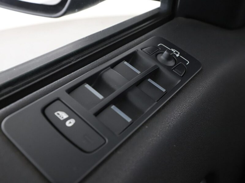 Land Rover Discovery Sport 2.0 Td4 Automat HSE Nawigacja Tempomat El.Fotele Skóra Kamera BiXenon