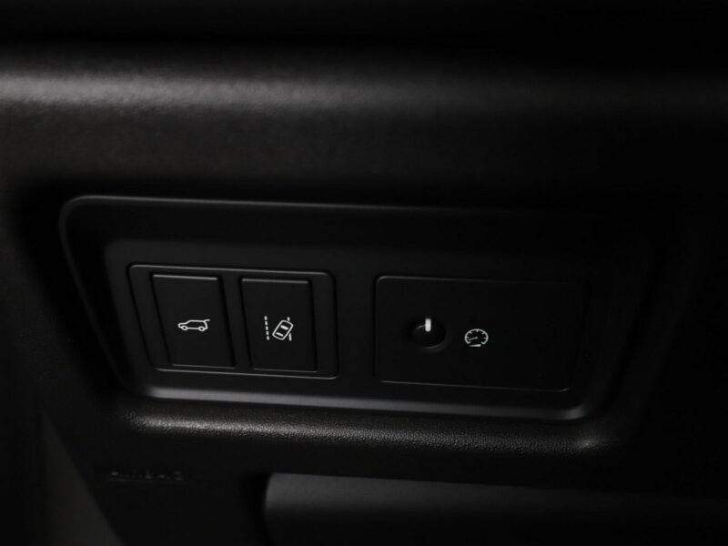 Land Rover Discovery Sport 2.0 Td4 Automat HSE Nawigacja Tempomat El.Fotele Skóra Kamera BiXenon