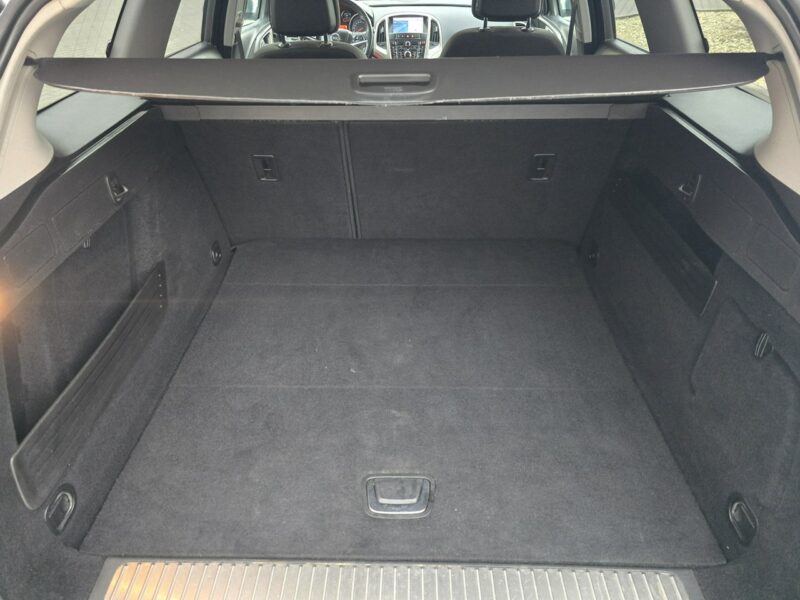 Opel Astra 1,4Benz Navigacja.Klimatyzacja.Serwis.Centralka,kredyt.OKAZJA J (2009-2019)