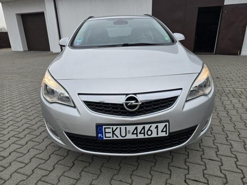 Opel Astra 1,4Benz Navigacja.Klimatyzacja.Serwis.Centralka,kredyt.OKAZJA J (2009-2019)