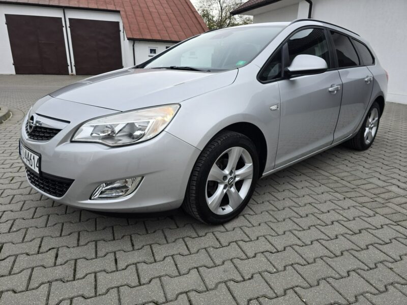 Opel Astra 1,4Benz Navigacja.Klimatyzacja.Serwis.Centralka,kredyt.OKAZJA J (2009-2019)