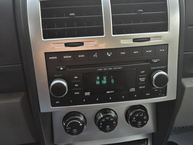 Dodge Nitro 2.8crdi 4x4 .Reduktor. Automat.Hak.Podg.Fot.Skóry.kredyt.OKAZJA