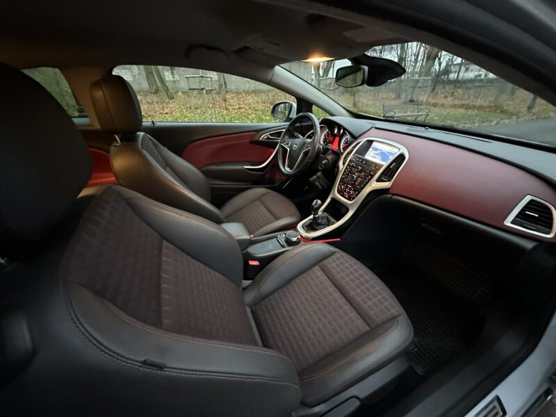 Opel Astra GTC 2.0 CDTI 165 km Navi BiXenon Led Alu 20" Pdc Sport Tour Super Stan J (2009-2019)