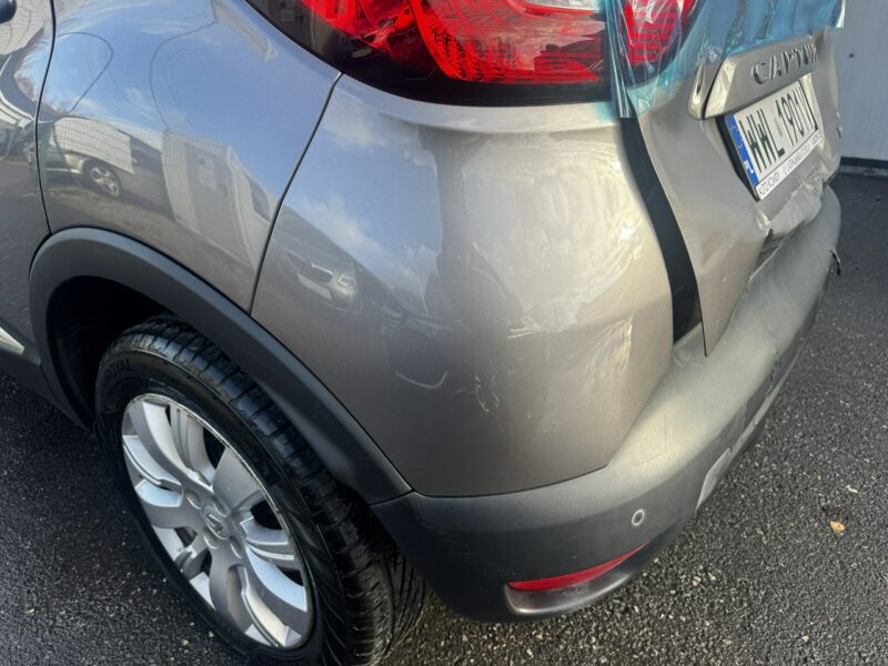 Renault Captur uszkodzony Renault Captur zarejestrowany ubezpieczony I (2013-2019)
