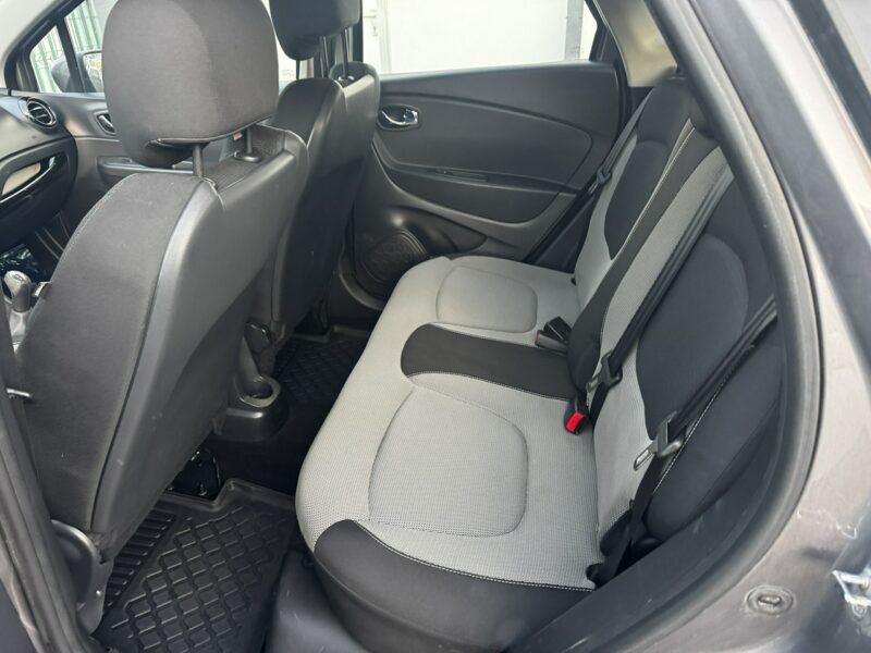 Renault Captur uszkodzony Renault Captur zarejestrowany ubezpieczony I (2013-2019)