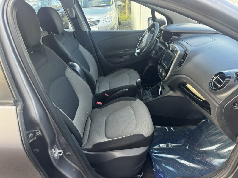 Renault Captur uszkodzony Renault Captur zarejestrowany ubezpieczony I (2013-2019)