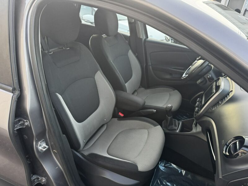 Renault Captur uszkodzony Renault Captur zarejestrowany ubezpieczony I (2013-2019)