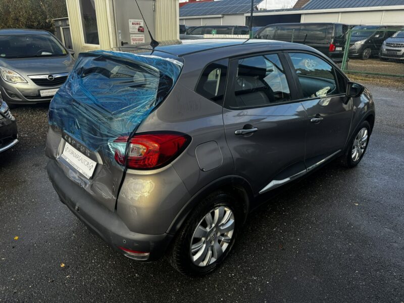 Renault Captur uszkodzony Renault Captur zarejestrowany ubezpieczony I (2013-2019)