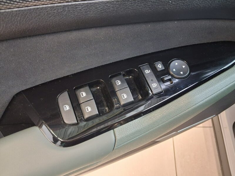 Kia Sportage Anniversary 1.6T-GDI HEV 210KM VAT 23% automat 2025 r., salon PL, I wł V (2021-)