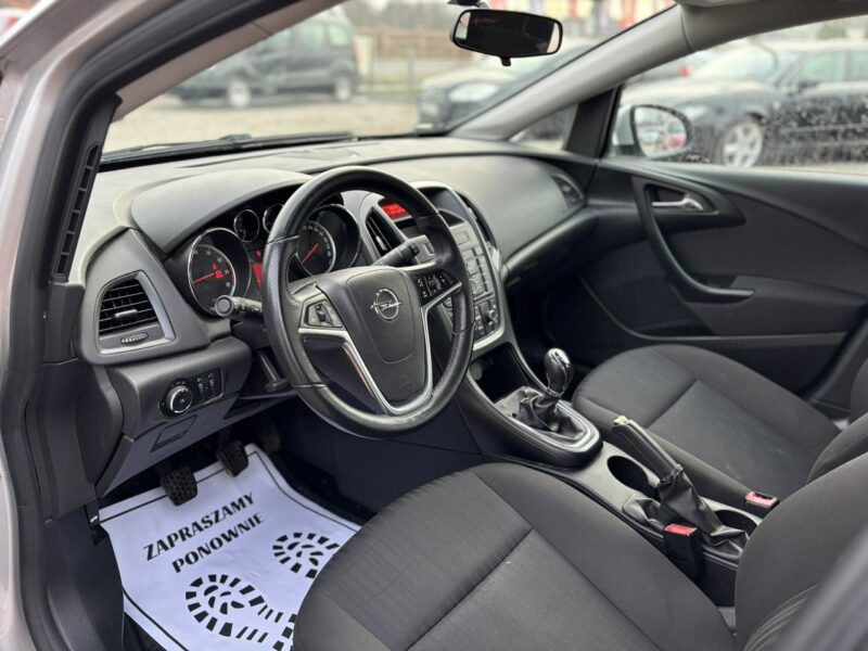 Opel Astra Gwarancja, Benzyna, Klima, Drugie koła J (2009-2019)