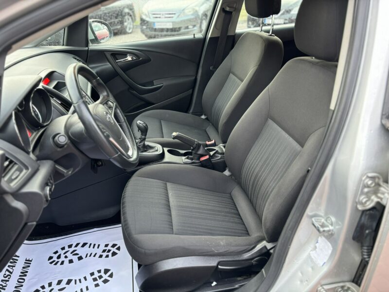 Opel Astra Gwarancja, Benzyna, Klima, Drugie koła J (2009-2019)