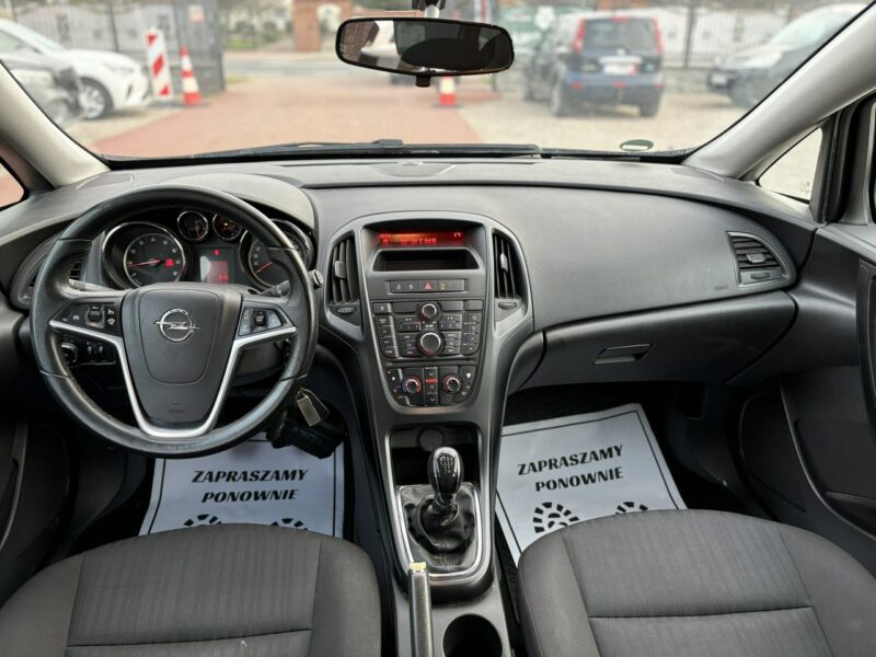 Opel Astra Gwarancja, Benzyna, Klima, Drugie koła J (2009-2019)