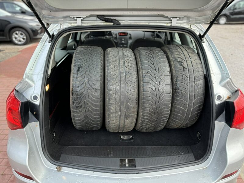 Opel Astra Gwarancja, Benzyna, Klima, Drugie koła J (2009-2019)