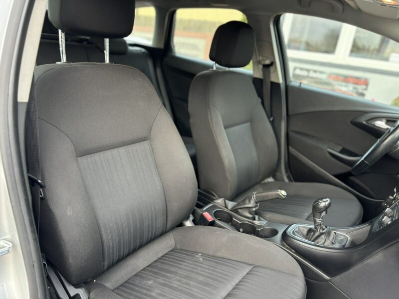 Opel Astra Gwarancja, Benzyna, Klima, Drugie koła J (2009-2019)