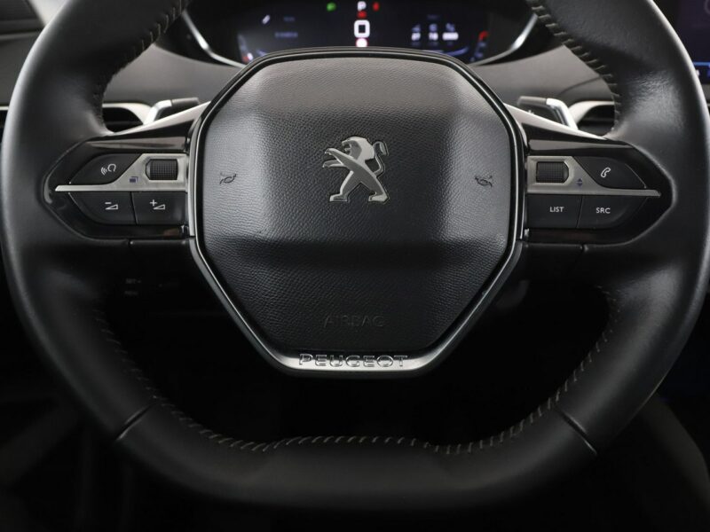 Peugeot 3008 automat virtual cocpit navi klima auto kamera i czujniki parkowania II (2016-)