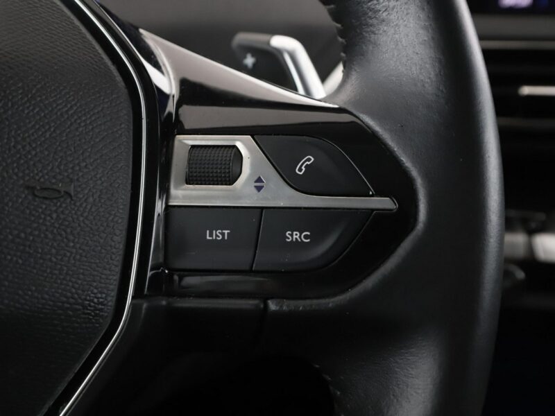 Peugeot 3008 automat virtual cocpit navi klima auto kamera i czujniki parkowania II (2016-)