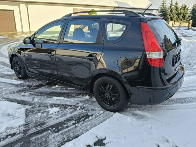 Hyundai i30 1.4benzyna Nowy Rozrzad!,Klimatyzacja.Centralka.LIFT.OKAZJA I (2002-2013)